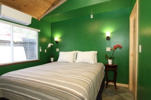 1_russian-river-hotel-rooms-27