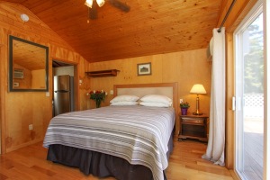 1_russian-river-hotel-rooms-10