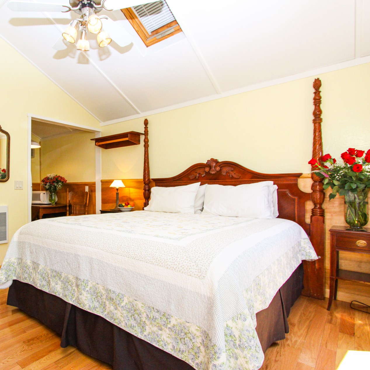 cabins - guest room at the woods cottages & cabins at the russian river in guerneville